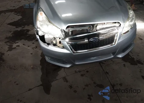 2013 Subaru Legacy 2.5I z USA, uszkodzony, nr VIN 4S3BMAA62D1006579